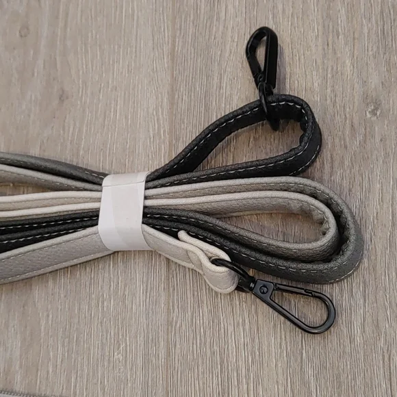 Pixie Mood l purse l  gray and black l new l crossbody strap l handbag l - Picture 4 of 6